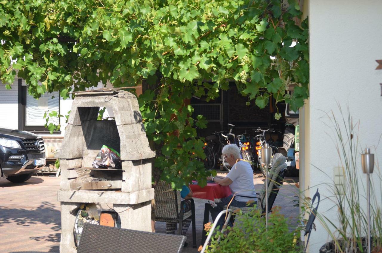 Vila Weingut Sauer-Kettermann Enkirch Exteriér fotografie
